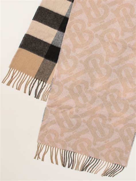 prezzo sciarpe burberry donna|burberry sciarpa regali.